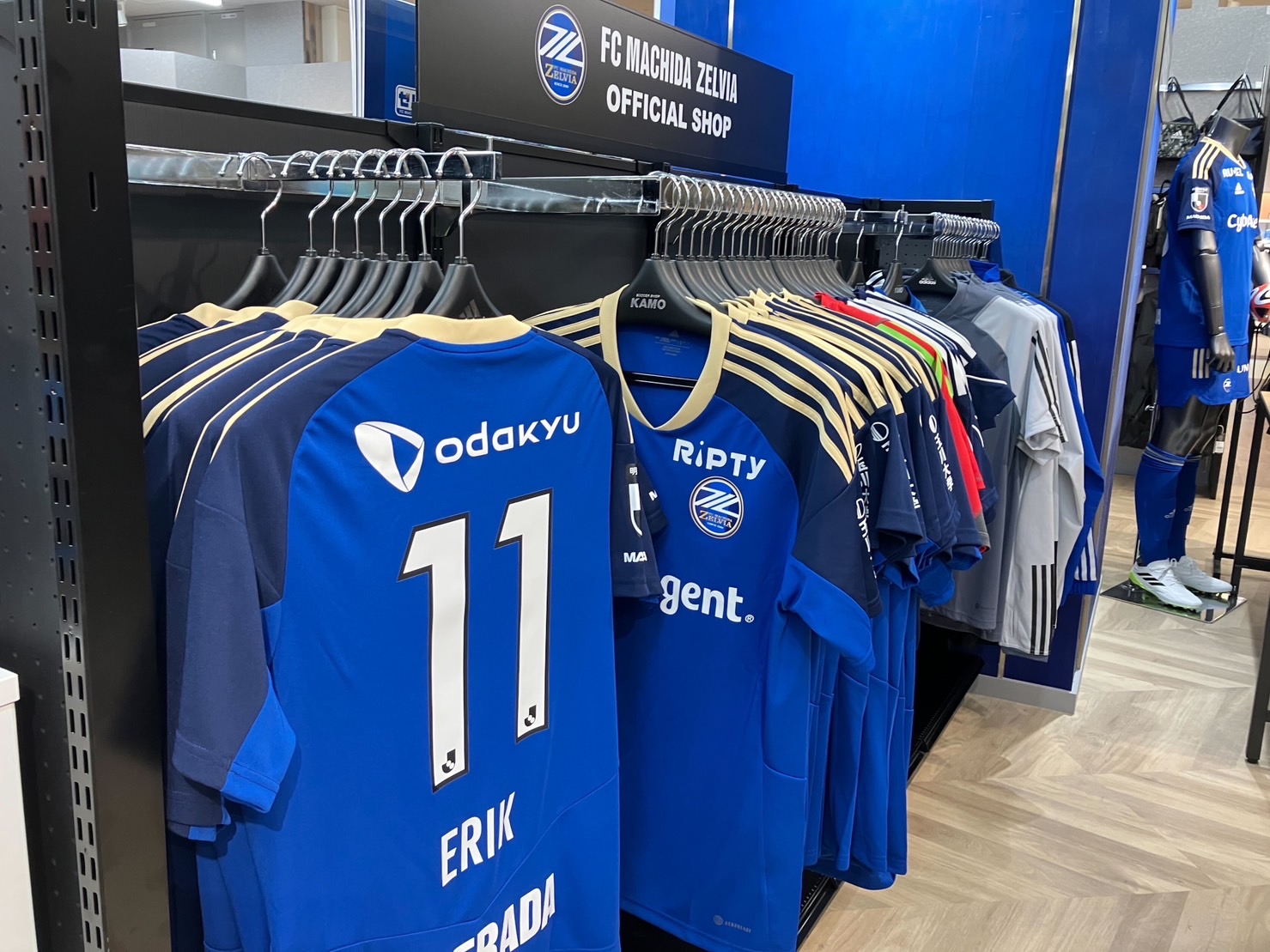 Fc町田ゼルビアオフィシャルショップが「サッカーショップkamo町田モディ店」にオープン！ Fc町田ゼルビア オフィシャルサイト